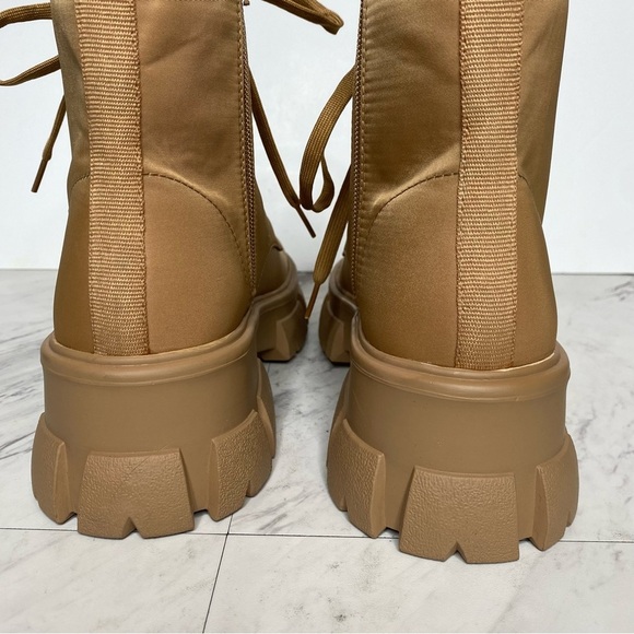 Steve Madden Thora Tan Chunky Lug Sole Lace Up Boot 9M - Picture 4 of 14